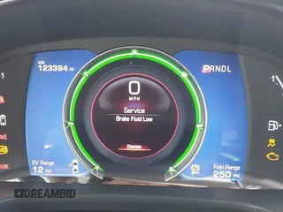2014 Cadillac ELR z VIN 1G6RR1E41EU601063, wystawiony jako IAAI lot #41637001 z przebiegiem 123 394 mil mil oraz . Historia ofert i sprzedaży dostępna na DreamBid. Obrazek 7.