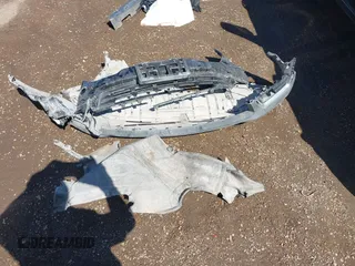 2022 GMC Terrain SLT z VIN 3GKALPEV8NL261044, wystawiony jako IAAI lot #41639324 z przebiegiem 21 948 mil mil oraz . Historia ofert i sprzedaży dostępna na DreamBid. Obrazek 12.
