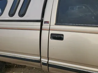 1989 GMC Sierra 1500 with VIN 2GTEK14K0K1565339, listed as a Copart auction lot 83792294 with Not Provided miles and Salvage Title. Bid and sale history available at DreamBid. Image 10.