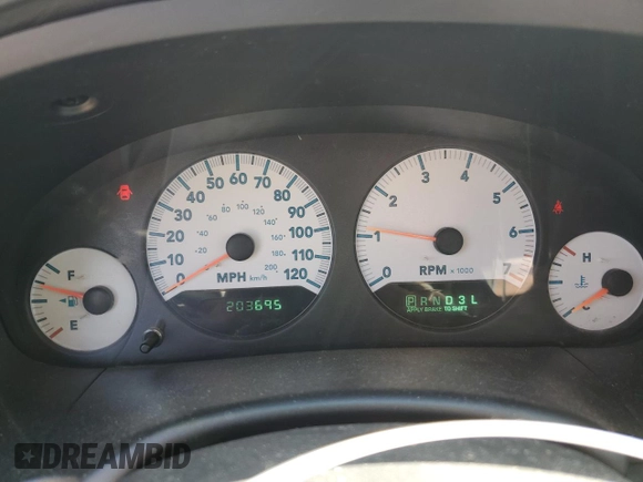 2007 Dodge Grand Caravan SE with VIN 1D4GP24R97B131542, listed as a Copart auction lot 52288185 with 203,695 mi miles and Salvage Title. Bid and sale history available at DreamBid. Image 9.