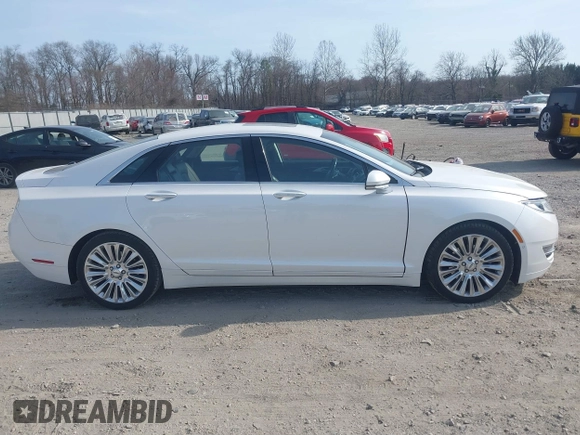 2016 Lincoln MKZ with VIN 3LN6L2J91GR620193, listed as a IAAI auction lot 41807038 with 61,235 mi miles. Bid and sale history available at carsss.com. Image 13.