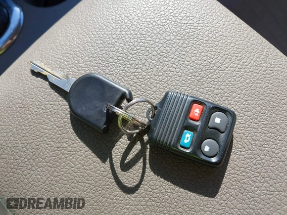 2007 Ford Explorer XLT с VIN 1FMEU73E77UB84443, выставлен на аукционе IAAI как лот 42813536 с пробегом 186 309 миль миль и . История ставок и продаж доступна на DreamBid. Изображение 11.