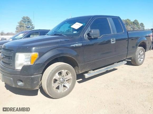 2014 Ford F-150 XL with VIN 1FTEX1CM1EKG04187, listed as a IAAI auction lot 41353752 with 174,111 mi miles. Bid and sale history available at carsss.com. Image 2.