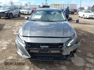 2025 Nissan Altima SV with VIN 1N4BL4DV5SN307334, listed as a IAAI auction lot 41685340 with 834 mi miles. Bid and sale history available at carsss.com. Image 13.