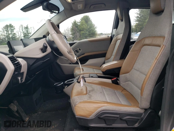 2015 BMW i3 z VIN WBY1Z2C56FV555929, wystawiony jako Copart lot #51780785 z przebiegiem 83 053 mil mil oraz Szkoda całkowita • Salvage title. Historia ofert i sprzedaży dostępna na DreamBid. Obrazek 7.