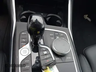 2022 BMW 3 Series 330i z VIN 3MW5R1J01N8C33802, wystawiony jako IAAI lot #41856666 z przebiegiem 41 095 mil mil oraz . Historia ofert i sprzedaży dostępna na DreamBid. Obrazek 11.
