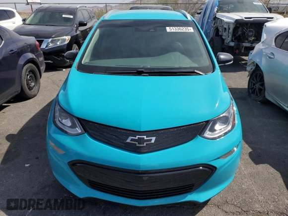 2020 Chevrolet Bolt EV Premier с VIN 1G1FZ6S04L4129672, выставлен на аукционе Copart как лот 51336235 с пробегом 31 808 миль миль и Списание • Salvage title. История ставок и продаж доступна на DreamBid. Изображение 5.