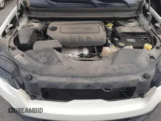 2019 Jeep Cherokee Latitude Plus with VIN 1C4PJLLBXKD490291, listed as a Copart auction lot 48902625 with 48,128 mi miles and Salvage Title. Bid and sale history available at carsss.com. Image 12.