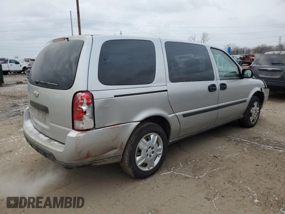 2008 Chevrolet Uplander LS with VIN 1GNDV23W18D107617, listed as a Copart auction lot 87189924 with 82,727 mi miles and Clean Title. Bid and sale history available at carsss.com. Image 3.