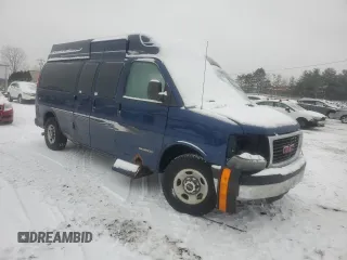 2003 GMC Savana Commercial C6Y with VIN 1GDHG39U131226371, listed as a Copart auction lot 44117455 with 125,671 mi miles and Salvage Title. Bid and sale history available at carsss.com. Image 4.