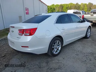2016 Chevrolet Malibu LT with VIN 1G11C5SA2GF163702, listed as a IAAI auction lot 42058909 with 142,730 mi miles. Bid and sale history available at carsss.com. Image 4.