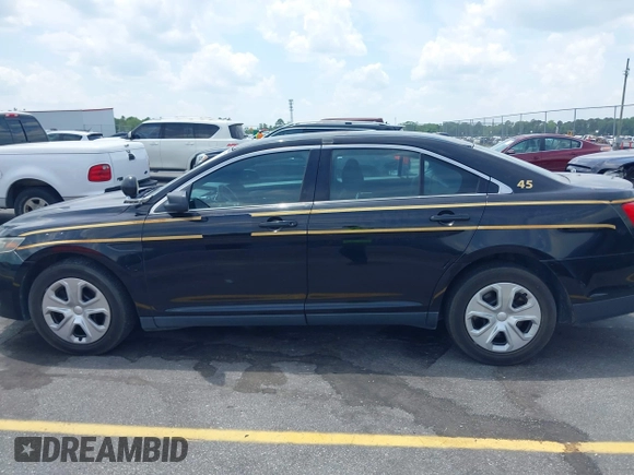 2015 Ford Police Interceptor с VIN 1FAHP2MKXFG190451, выставлен на аукционе IAAI как лот 42292347 с пробегом 121 164 миль миль и . История ставок и продаж доступна на DreamBid. Изображение 14.