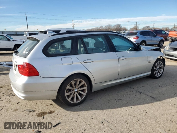 2012 BMW 3 Series 328i xDrive with VIN WBAUU3C5XCA543169, listed as a Copart auction lot 87904685 with 224,245 mi miles and Salvage Title. Bid and sale history available at DreamBid. Image 3.