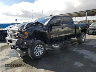 2016 Chevrolet Silverado 3500HD LTZ with VIN 1GC4K0E84GF186496, listed as a Copart auction lot 88134395 with 186,226 mi miles and Salvage Title. Bid and sale history available at carsss.com. Image 1.