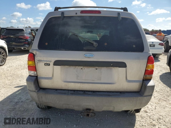 2001 Ford Escape XLT with VIN 1FMCU04101KF61126, listed as a Copart auction lot 76174744 with 0 mi miles and Salvage Title. Bid and sale history available at carsss.com. Image 6.