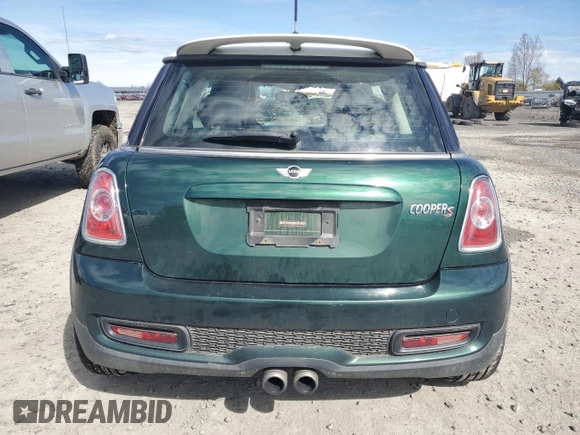 2011 MINI Hardtop S with VIN WMWSV3C55BTY24299, listed as a Copart auction lot 54725755 with 82,489 mi miles and Salvage Title. Bid and sale history available at DreamBid. Image 6.