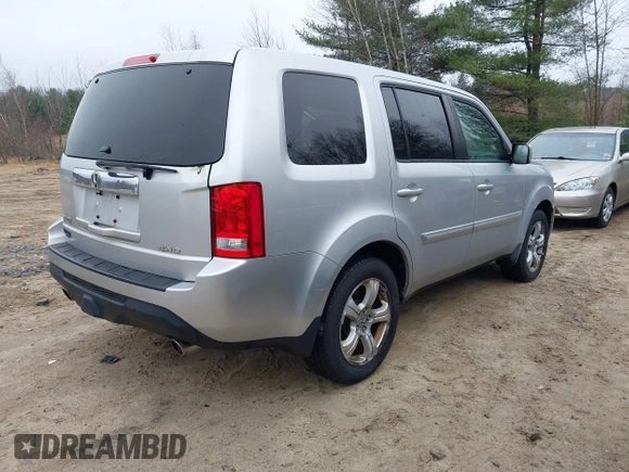 2012 Honda Pilot EX-L with VIN 5FNYF4H5XCB051133, listed as a IAAI auction lot 41907624 with 202,244 mi miles and . Bid and sale history available at carsss.com. Image 4.