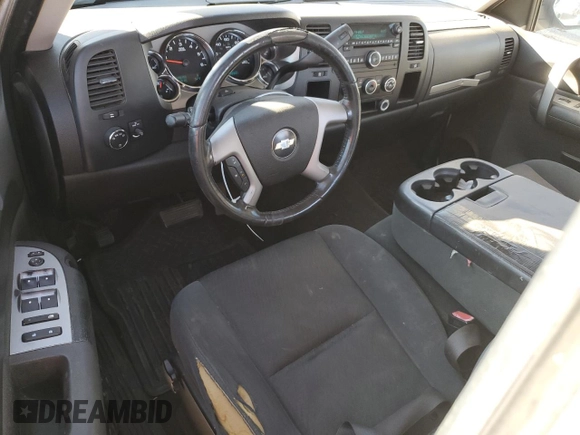 2009 Chevrolet Silverado 1500 LT with VIN 3GCEC23C49G124831, listed as a Copart auction lot 79709444 with 319,229 mi miles and Salvage Title. Bid and sale history available at carsss.com. Image 8.