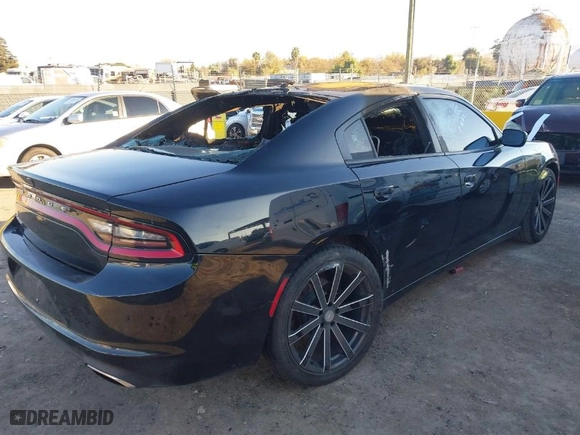 2020 Dodge Charger SXT with VIN 2C3CDXBG5LH144720, listed as a IAAI auction lot 41019669 with 1 mi miles. Bid and sale history available at carsss.com. Image 4.