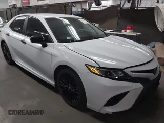 2019 Toyota Camry LE z VIN 4T1B11HK4KU262869, wystawiony jako IAAI lot #42136664 z przebiegiem 145 020 mil mil oraz . Historia ofert i sprzedaży dostępna na DreamBid. Obrazek 1.