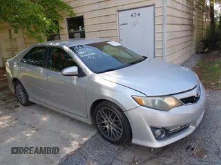 2012 Toyota Camry L with VIN 4T1BF1FK3CU087665, listed as a IAAI auction lot 41996675 with 220,465 mi miles. Bid and sale history available at carsss.com. Image 14.