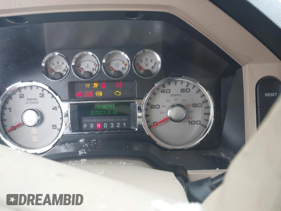 2008 Ford Super Duty F-250 SRW XL with VIN 1FTSW21R58EA26009, listed as a IAAI auction lot 41282806 with 217,231 mi miles. Bid and sale history available at carsss.com. Image 7.