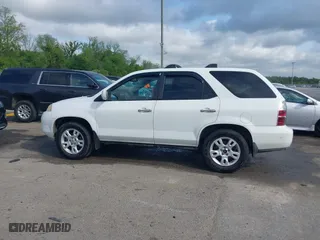 2005 Acura MDX Touring with VIN 2HNYD18695H545777, listed as a IAAI auction lot 42050248 with 207,377 mi miles. Bid and sale history available at carsss.com. Image 14.