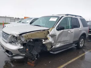 2005 Ford Explorer XLT z VIN 1FMZU63E65ZA28857, wystawiony jako IAAI lot #41803825 z przebiegiem 184 536 mil mil oraz . Historia ofert i sprzedaży dostępna na DreamBid. Obrazek 15.