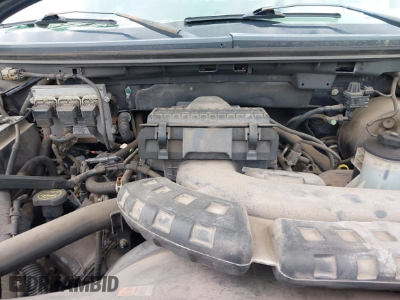 2004 Ford F-150 XLT with VIN 1FTPX14564NC57775, listed as a IAAI auction lot 42292188 with 99,102 mi miles and . Bid and sale history available at DreamBid. Image 10.