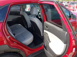 2022 Hyundai Kona SEL with VIN KM8K62AB6NU910444, listed as a IAAI auction lot 42017223 with 40,138 mi miles and . Bid and sale history available at carsss.com. Image 8.