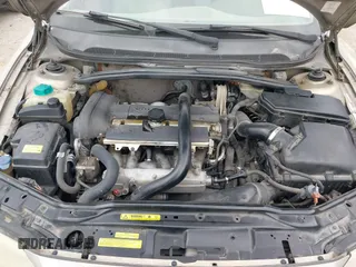 2005 Volvo S60 with VIN YV1RS592052456346, listed as a IAAI auction lot 41893903 with 231,007 mi miles. Bid and sale history available at carsss.com. Image 10.