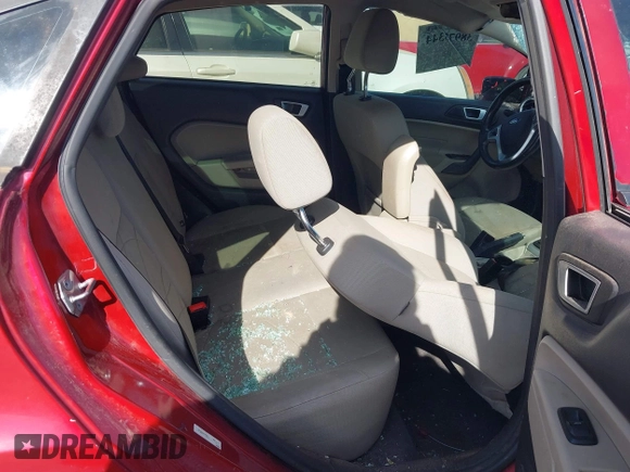 2016 Ford Fiesta SE with VIN 3FADP4BJ1GM104505, listed as a IAAI auction lot 38973344 with 90,996 mi miles. Bid and sale history available at carsss.com. Image 8.