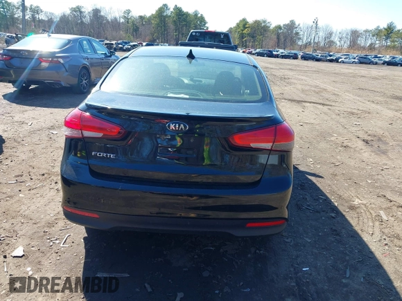 2018 Kia Forte LX with VIN 3KPFK4A76JE187194, listed as a IAAI auction lot 41926075 with 110,258 mi miles. Bid and sale history available at carsss.com. Image 16.