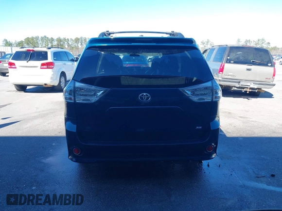 2011 Toyota Sienna SE with VIN 5TDXK3DC3BS115626, listed as a IAAI auction lot 41597769 with 252,135 mi miles. Bid and sale history available at carsss.com. Image 16.