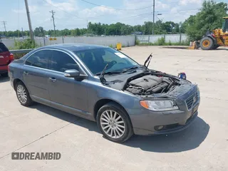 2008 Volvo S80 3.2L with VIN YV1AS982281054649, listed as a IAAI auction lot 42587222 with 129,350 mi miles and . Bid and sale history available at DreamBid. Image 1.