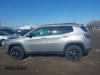 2020 Jeep Compass Latitude with VIN 3C4NJDBB7LT155175, listed as a IAAI auction lot 41760215 with 40,258 mi miles. Bid and sale history available at carsss.com. Image 13.