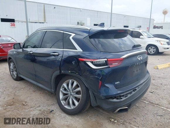 2019 Infiniti QX50 Luxe z VIN 3PCAJ5M32KF118445, wystawiony jako IAAI lot #41508810 z przebiegiem 130 623 mil mil oraz . Historia ofert i sprzedaży dostępna na DreamBid. Obrazek 3.