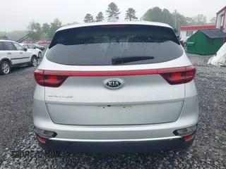 2021 Kia Sportage LX z VIN KNDPMCAC8M7915382, wystawiony jako IAAI lot #42265478 z przebiegiem 20 117 mil mil oraz . Historia ofert i sprzedaży dostępna na DreamBid. Obrazek 16.