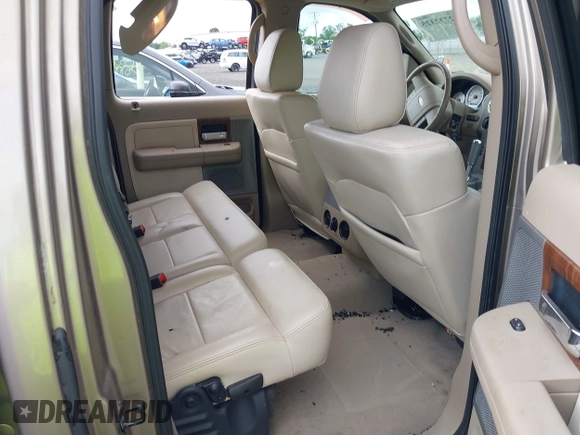 2004 Ford F-150 XLT with VIN 1FTPW14524KC29315, listed as a IAAI auction lot 42732325 with 75,970 mi miles and . Bid and sale history available at DreamBid. Image 8.