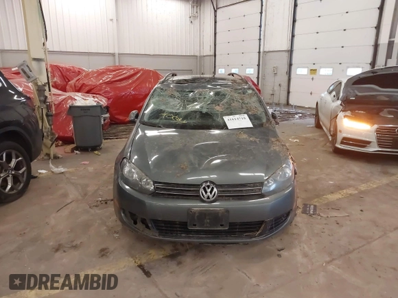 2014 Volkswagen Jetta SportWagen TDI w/Sunroof & Nav with VIN 3VWPL7AJ2EM627998, listed as a IAAI auction lot 41614718 with 134,203 mi miles. Bid and sale history available at carsss.com. Image 12.