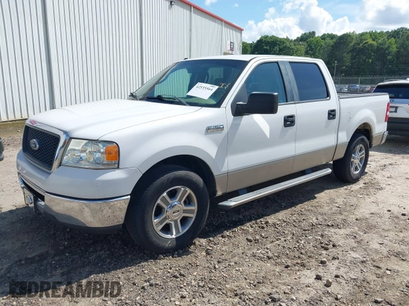 2008 Ford F-150 XLT z VIN 1FTPW12V78FB88942, wystawiony jako IAAI lot #42535564 z przebiegiem 239 965 mil mil oraz . Historia ofert i sprzedaży dostępna na DreamBid. Obrazek 17.