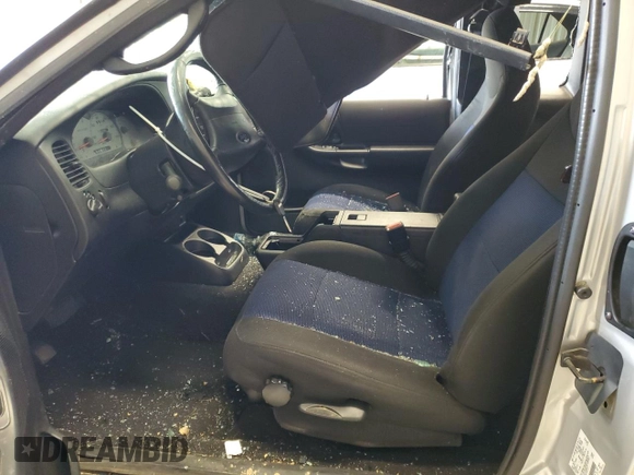 2003 Ford Ranger XL Fleet с VIN 1FTZR45E43TA37211, выставлен на аукционе Copart как лот 60520355 с пробегом 122 503 миль миль и Списание • Salvage title. История ставок и продаж доступна на DreamBid. Изображение 7.