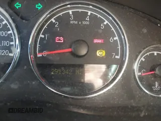 2006 Chevrolet Uplander LT w/1LT with VIN 1GNDV33L16D133241, listed as a IAAI auction lot 41420633 with 291,342 mi miles. Bid and sale history available at carsss.com. Image 7.