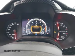 2014 Chevrolet Corvette Z51 3LT z VIN 1G1YM2D79E5121445, wystawiony jako IAAI lot #41652476 z przebiegiem 56 988 mil mil oraz . Historia ofert i sprzedaży dostępna na DreamBid. Obrazek 7.