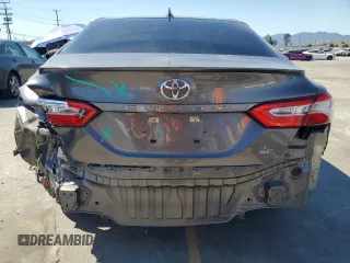 2020 Toyota Camry SE z VIN 4T1G11AK3LU887927, wystawiony jako Copart lot #56430665 z przebiegiem 60 927 mil mil oraz Szkoda całkowita • Salvage title. Historia ofert i sprzedaży dostępna na DreamBid. Obrazek 6.