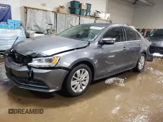 2016 Volkswagen Jetta Sedan 1.4T SE with VIN 3VWD67AJ7GM389000, listed as a Copart auction lot 44907835 with 124,697 mi miles and Salvage Title. Bid and sale history available at carsss.com. Image 1.