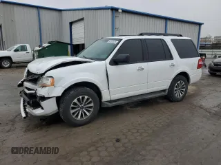 2017 Ford Expedition XLT with VIN 1FMJU1HTXHEA12275, listed as a Copart auction lot 43928405 with 125,199 mi miles and Salvage title. Bid and sale history available at DreamBid. Image 1.