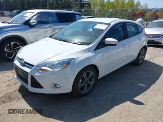 2014 Ford Focus SE with VIN 1FADP3K22EL454565, listed as a IAAI auction lot 42054653 with 19,118 mi miles. Bid and sale history available at carsss.com. Image 2.