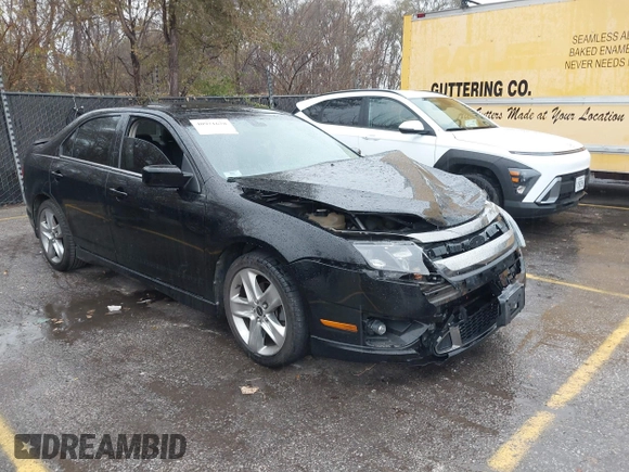 2012 Ford Fusion SPORT with VIN 3FAHP0KC0CR176529, listed as a IAAI auction lot 40971678 with 164,121 mi miles. Bid and sale history available at carsss.com. Image 1.