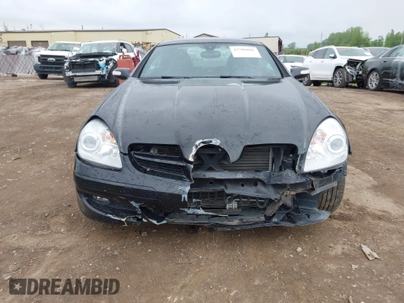 2007 Mercedes-Benz SLK 350 z VIN WDBWK56F67F136085, wystawiony jako IAAI lot #42380601 z przebiegiem 112 246 mil mil oraz . Historia ofert i sprzedaży dostępna na DreamBid. Obrazek 12.